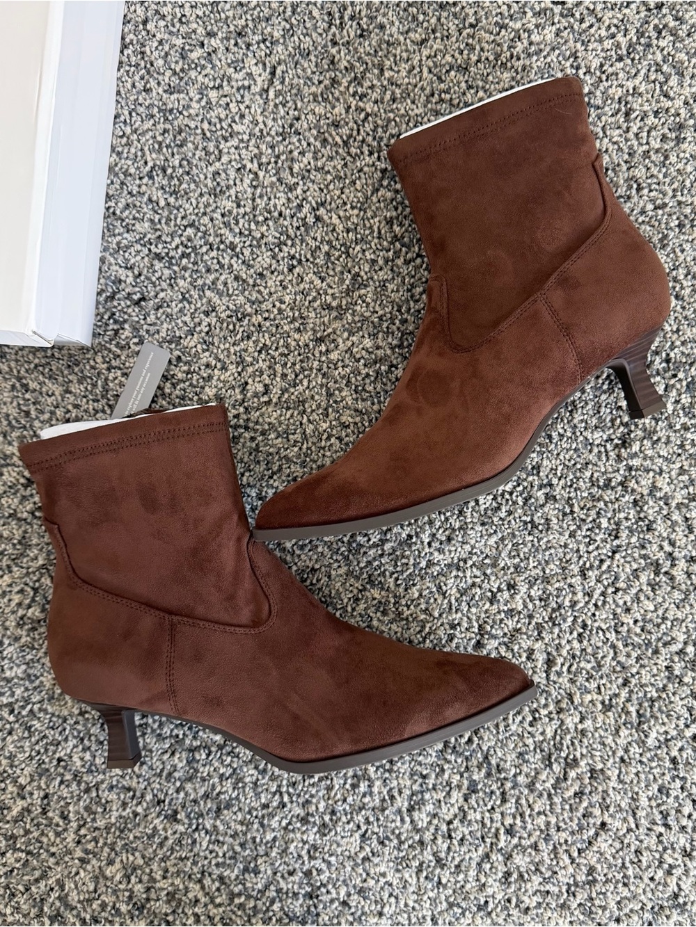Athlefit Women's 2.05” Kitten Heel Pointed Toe Ankle Boots Brown Suede